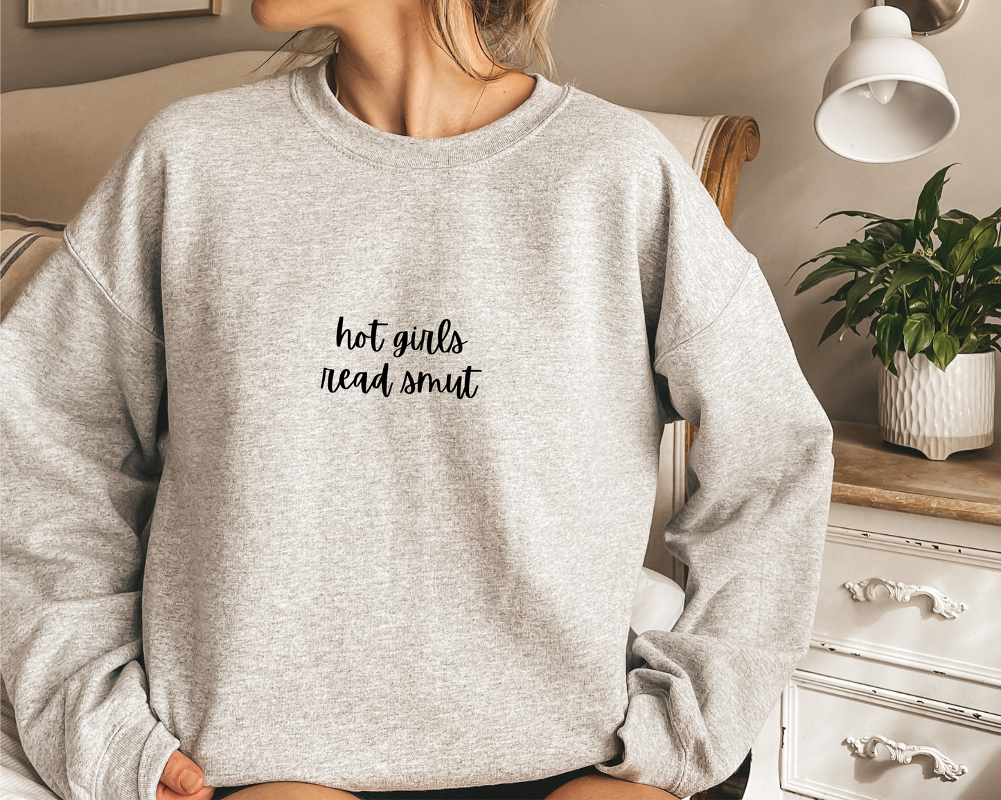 Hot Girls Read Smut Sweatshirt